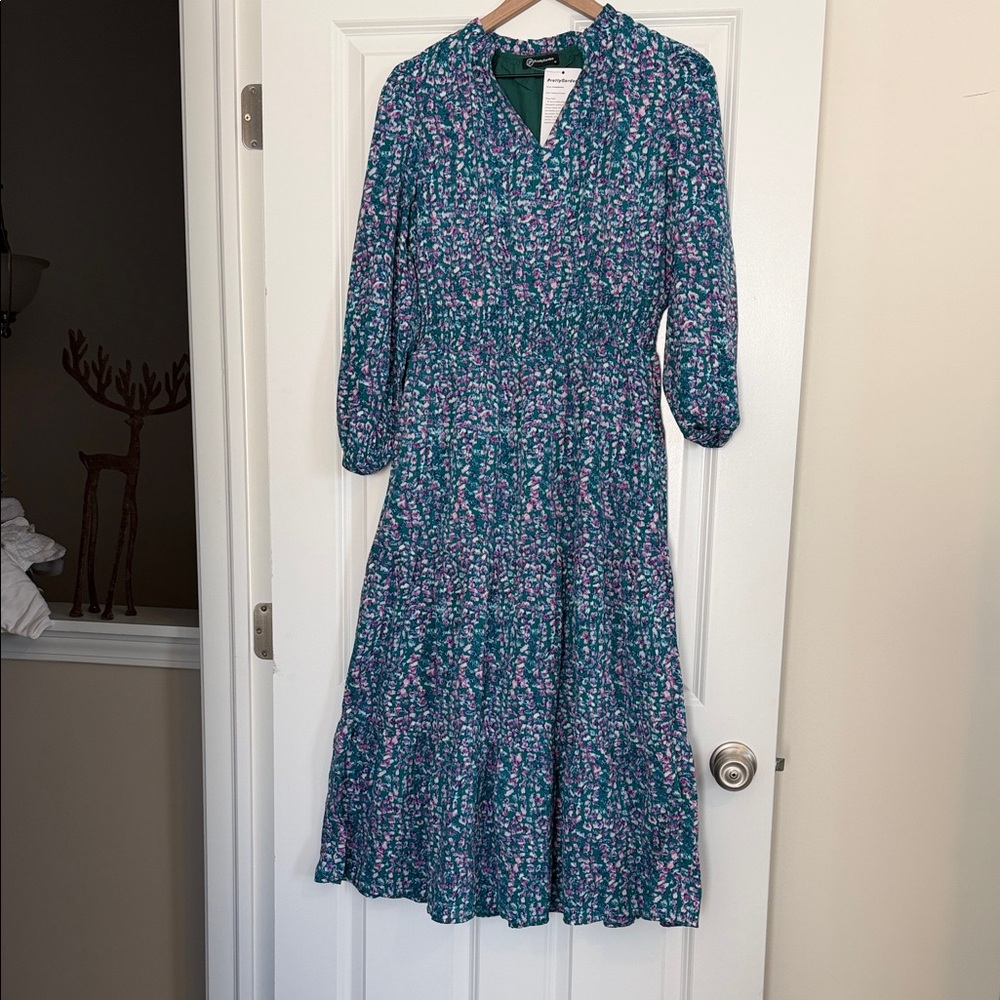 Chic Long Sleeve Floral Dress in Teal and Pink